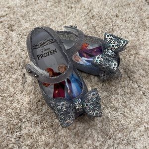 Mini Melissa frozen